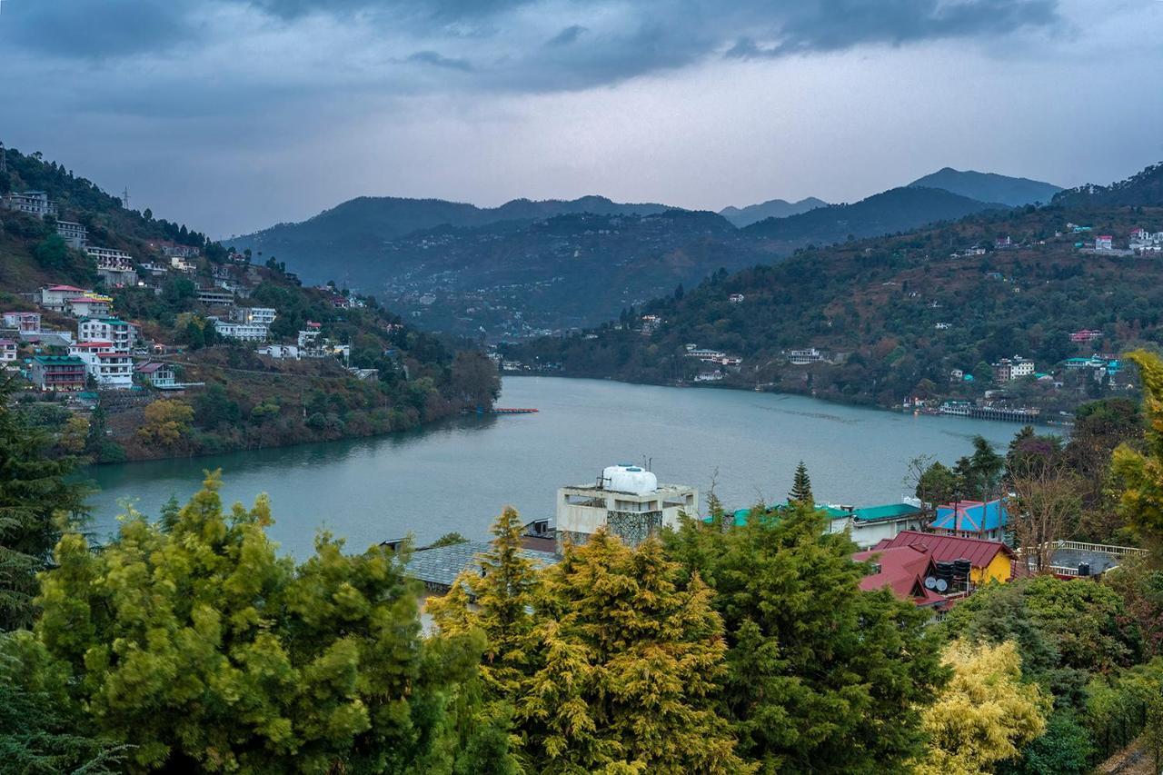 Lake Side Upvan Inn Bhīm Tāl エクステリア 写真