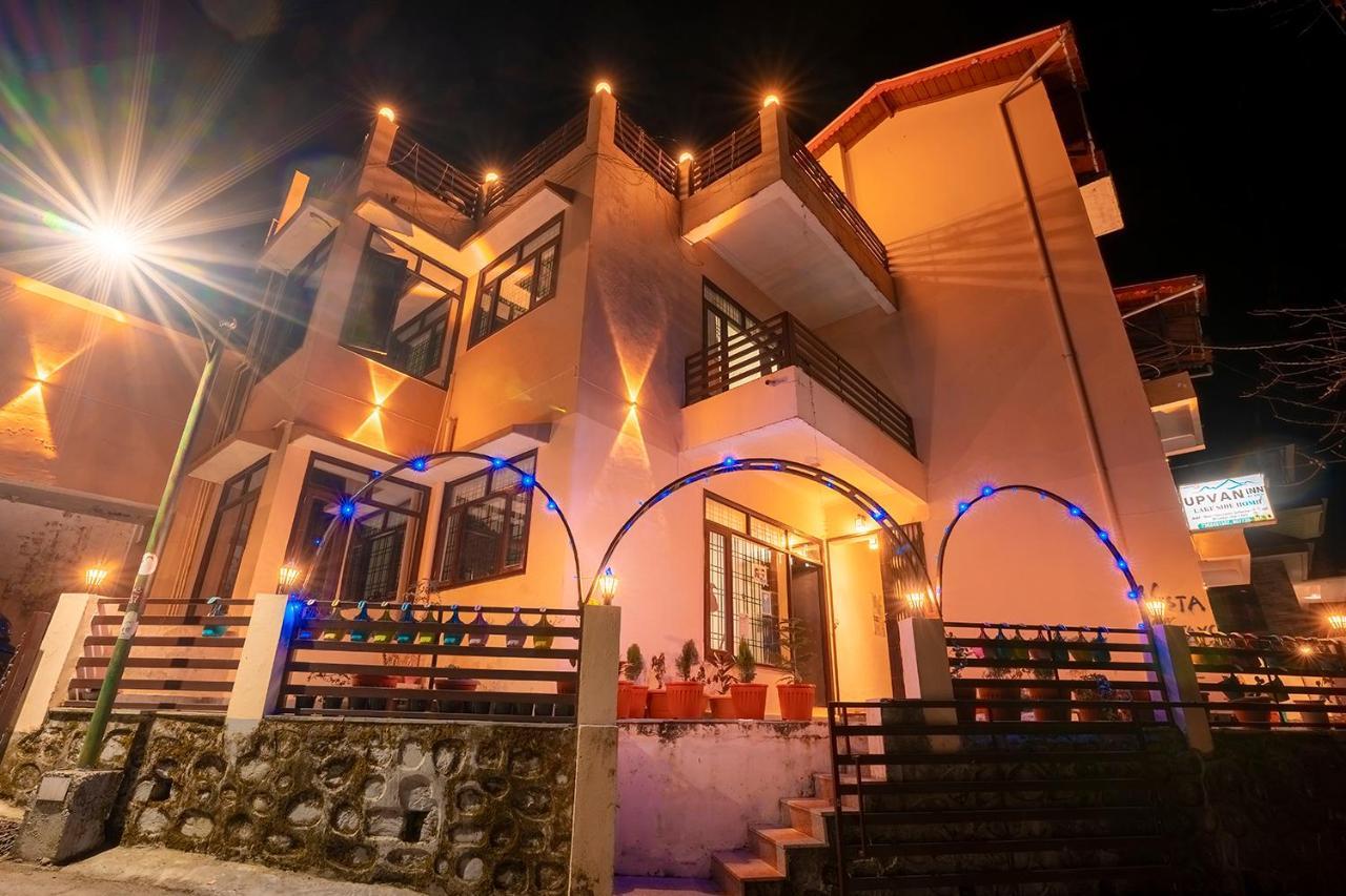Lake Side Upvan Inn Bhīm Tāl エクステリア 写真