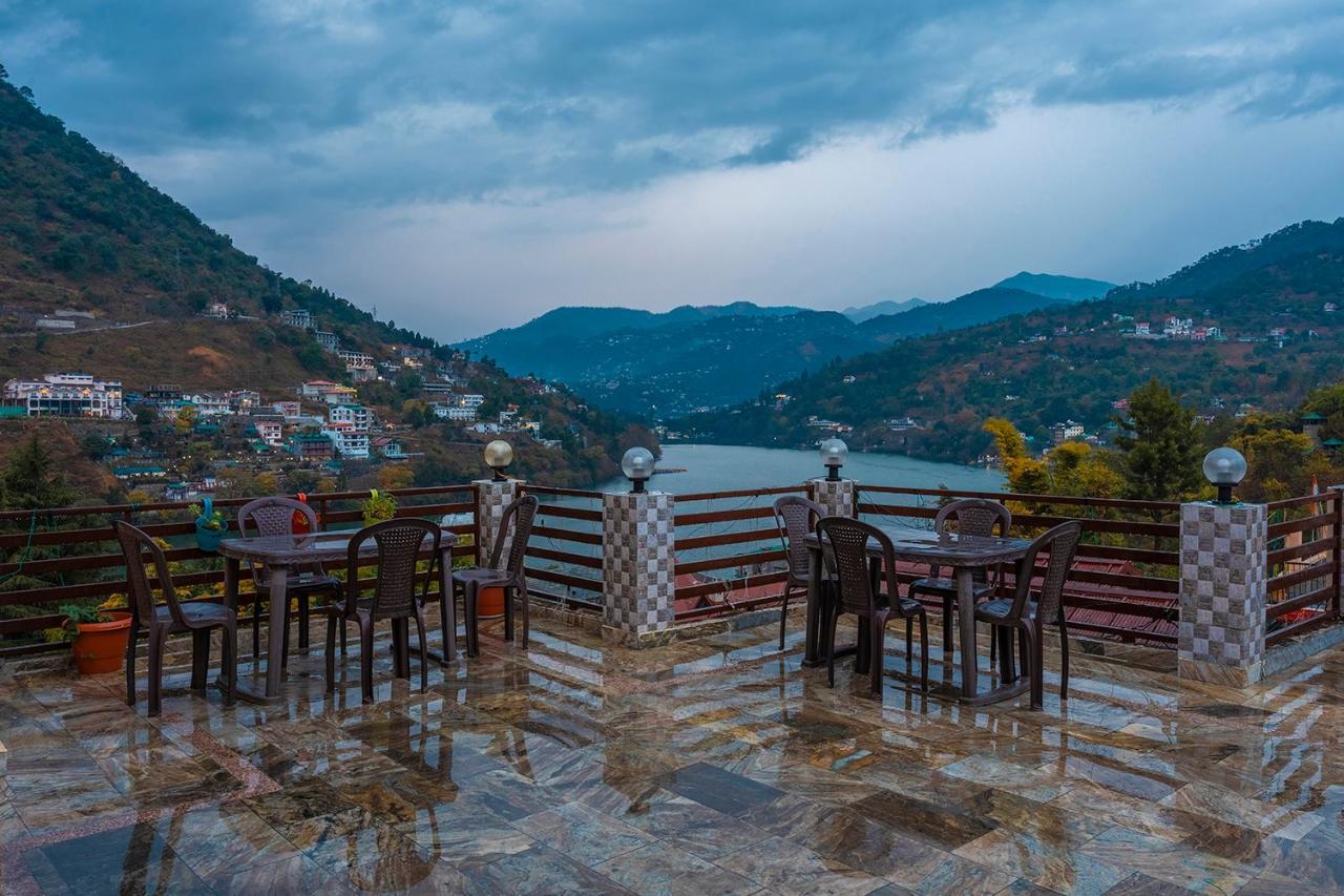 Lake Side Upvan Inn Bhīm Tāl エクステリア 写真